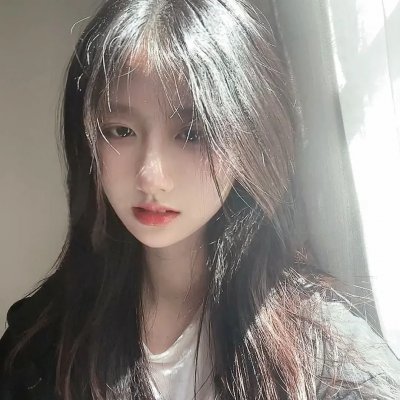 美丽笨女人